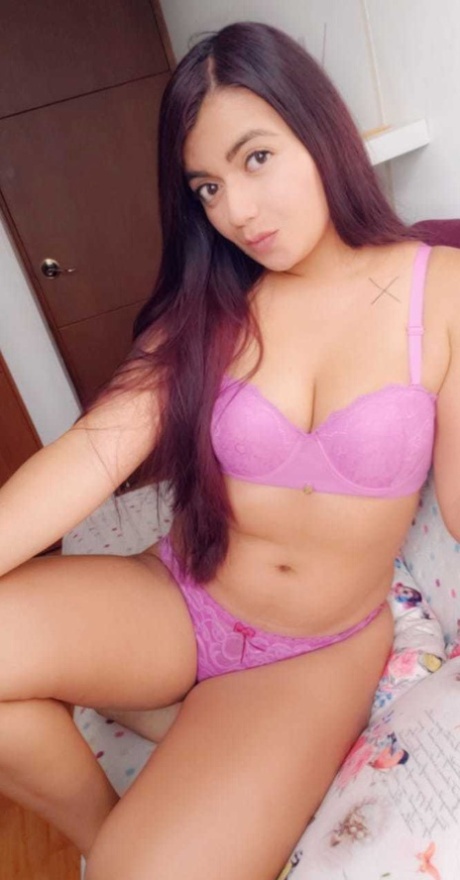 Latina Yada nude pictures